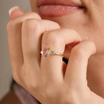 Blush Morganite Yüzük